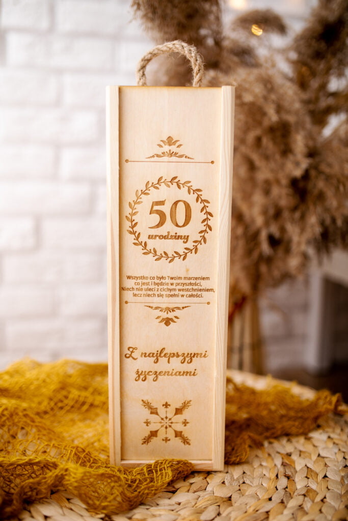 Skrzynka na wino na urodziny MD025