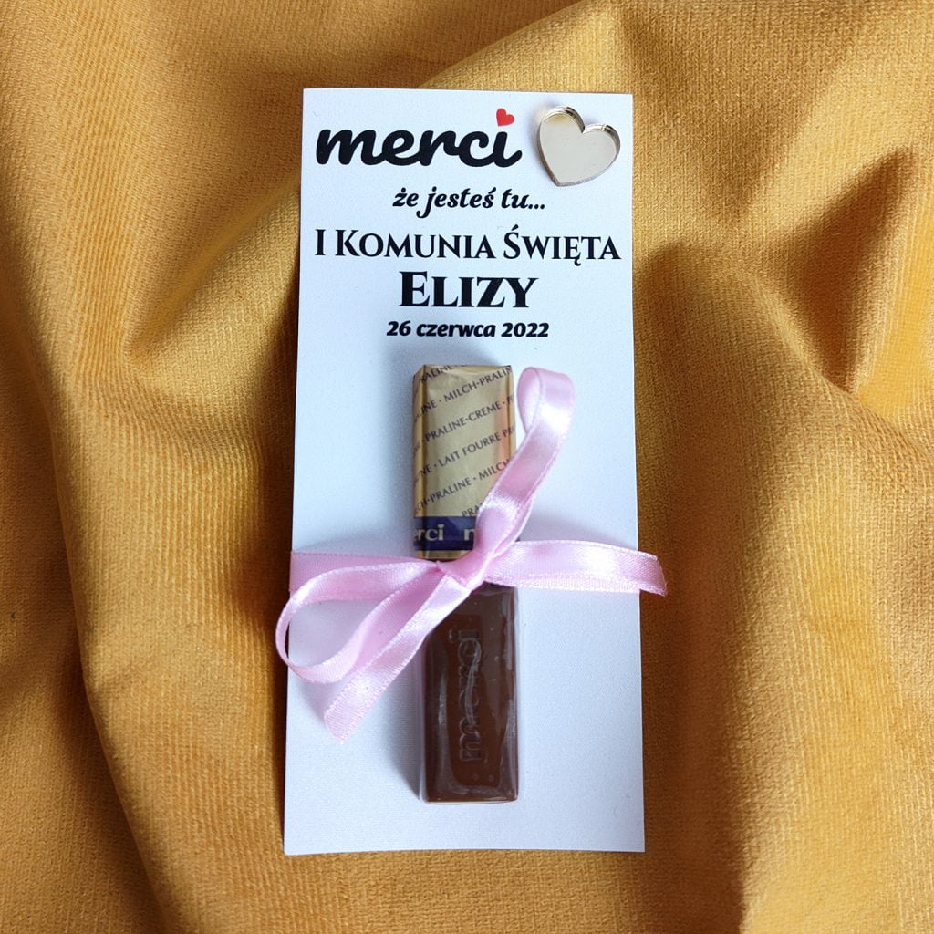 podziękowanie na komunię merci z różową wstążką