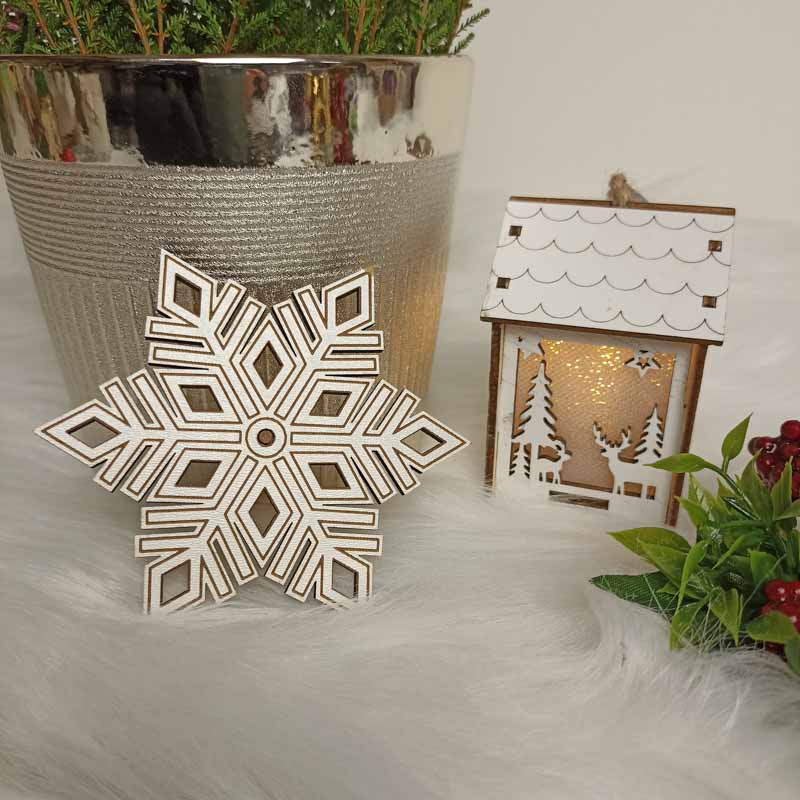 Ażurowa Eko Gwiazdka Choinkowa Biała HDF