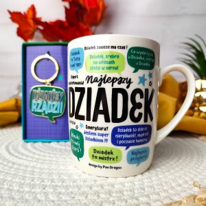 Kubek dla Dziadka zestaw z brelokiem Dziadek Rządzi. Piękny zestaw dla dziadka. Brelok + kubek z nadrukiem Dziadek rządzi. Opakowany w ozdobny kartonik.