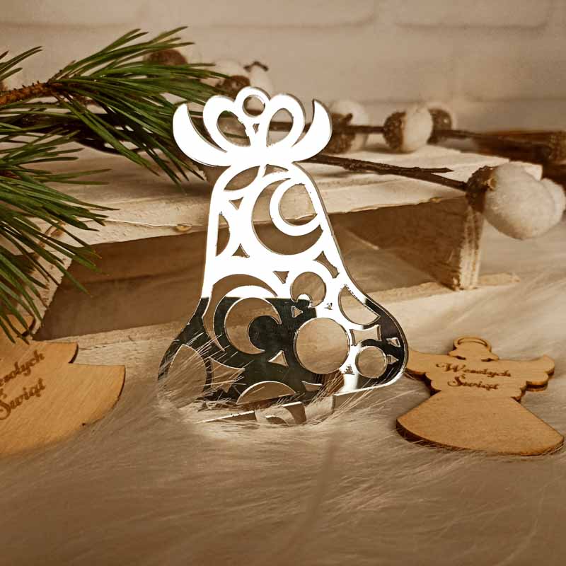 Stylowa Bombka Ażurowy Dzwonek Srebrna