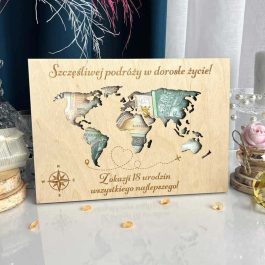 Ramka Mapa na pieniądze Prezent 18 Urodziny. Mapa z grawerowaną sentencją.