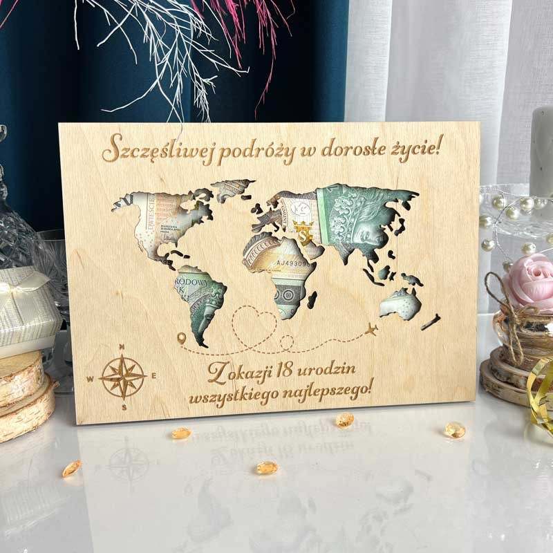 Ramka Mapa na pieniądze Prezent 18 Urodziny. Mapa z grawerowaną sentencją.