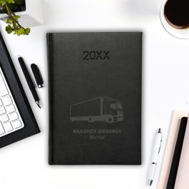 Kalendarz dla kierowcy – różne wzory z grawerem MD790