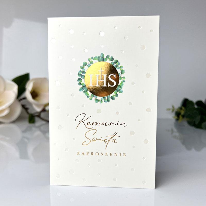 Zaproszenie Star - 62 Komunia opakowanie 5 szt. Zaproszenia w zestawie 5szt, zielony wianuszek i złote napisy.