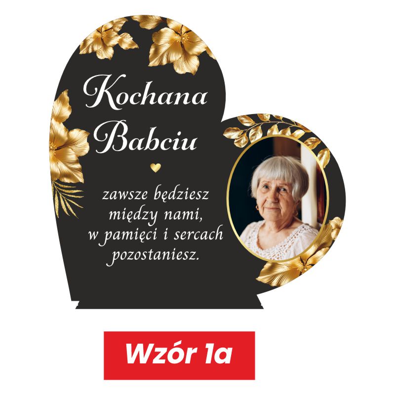 Statuetka na pomnik ze zdjęciem dla Mamy Taty Babci MD1423. Personalizowana statuetka na grób serce z czarnej pleksi. Widoczne zdjęcie zmarłego, złote kwiaty i dedykacja, wykonane nadrukiem UV. Statuetka pełni funkcję podstawki na znicz. Pamiątka dla Mamy, Taty, Dziadka.