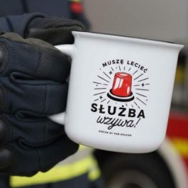 Porcelanowy Kubek Bohatera Służba Wzywa MD1732