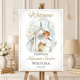 Personalizowana tablica powitalna na komunię z białego PCV z kolorowym nadrukiem grafiki chłopca w niebieskich tonacjach i napisem Witajcie!