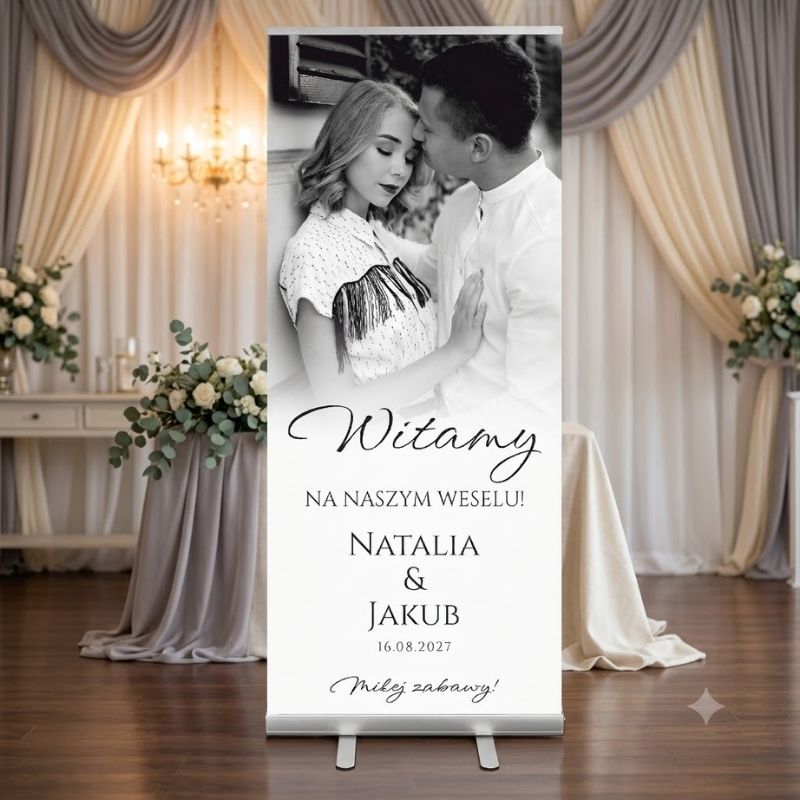 Witacz Ślubny Roll-Up 85x200 Personalizowany Baner na Salę. Personalizowany baner ślubny roll-up 85x200 jako elegancki witacz do sali weselnej