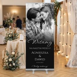 Elegancki Witacz na Wesele Baner Ślubny Roll Up 85x200. Personalizowany baner ślubny roll-up 85x200 jako elegancki witacz do sali weselnej