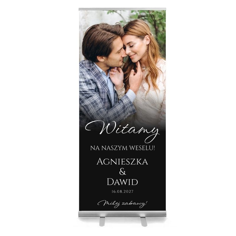 Personalizowany Roll-Up Ślubny Rozwijany 85x200 Witacz Weselny Witamy. Personalizowany baner ślubny roll-up 85x200 jako elegancki witacz do sali weselnej